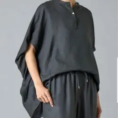 美品❤近年モデル ビアズリー F チャコールグレー 麻調合繊ボリュームブラウスのサムネイル