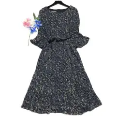 未使用　ローラアシュレイ　花柄　グレー　ボウタイ　ワンピース　7号 未使用 ローラアシュレイ 花柄 グレー ボウタイ ワンピース 7号 - メルカリ