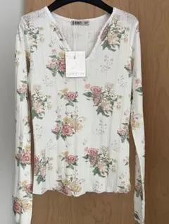 新品未使用】open Yy花柄長袖卜ップス - メルカリ