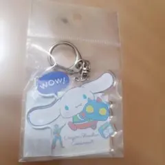 クレヨンしんちゃん×シナモロール アクリルキーホルダー アクション仮面