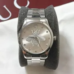 【新品】 GUCCI Gタイムレス 腕時計 シルバー 蜂 YA1264126のサムネイル