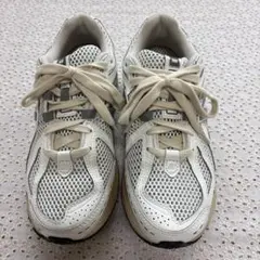 New Balance M1906RPホワイト/グレー　23.5