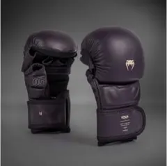 Venum アサシンクリードValhalla コラボ グローブ8オンス UFC - メルカリ