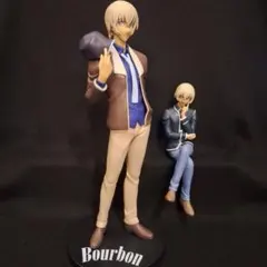 中古品 名探偵コナンのバーボンフィギュア2体まとめ売り