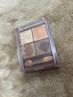 セザンヌ ビタートーンアイシャドウ　03