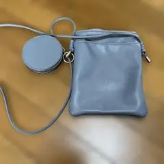 ESICA ライトブルーグレー 合成皮革 ショルダーバッグ(コインケース付)