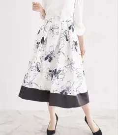 フラワープリントフレアスカート