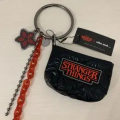 ストレンジャーシングス コラボ CASETIFY ストラップ 新品未開封
