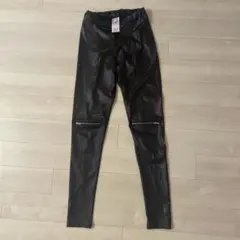 GYDA フェイクレザー レギンス ブラック ジップデザインのサムネイル