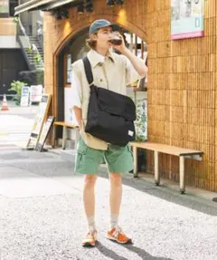 【美品】ミリタリーフラップキャンバスショルダーバッグ EMMA CLOTHESのサムネイル