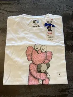 【新品】kaws×UNIQLO UT KAWS Tシャツ Mサイズ