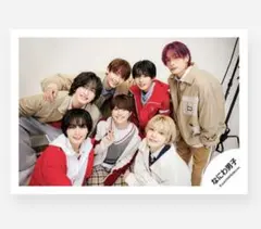 なにわ男子 集合写真　1stDOME LIVE voyage グッズオフショット