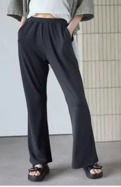 【新品未使用 】LEPSIM レプシィム　ソフトドレープパンツ　ブラック