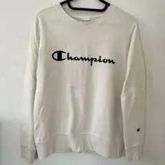 チャンピオン　スウェット　トレーナー　オフホワイト　長袖　レディース　ジュニア