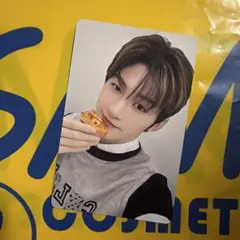 TWS ジフン try with us 一直娯 yzy 中華