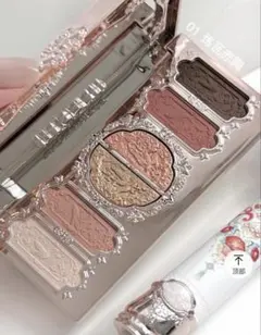 フラワーノーズ 胡蝶雲肩 アイシャドウパレット 01