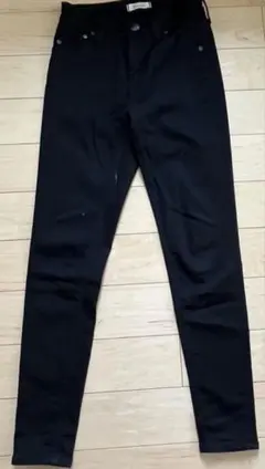 ペ*ー様 ヤヌーク スキニー パンツ ブラック YANUK