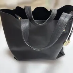 FURURAブラックトートバッグ 合成皮革 ロゴ付き