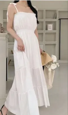 ホワイトキャミワンピース