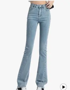 ライトブルーブーツカットデニム