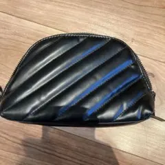 Yves Saint Laurent ブラックポーチ