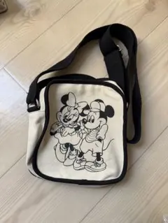 Disney moussy ミッキー ミニー ショルダーバッグ