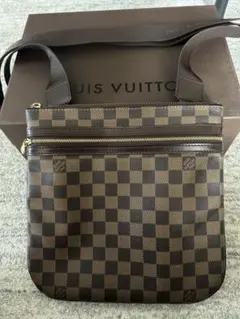 Item thumbnail for item 1a360344-6c2c-460f-af85-76a54ee3826e