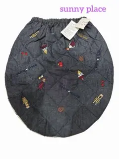 Item thumbnail for item b976045b-ccbc-423c-a416-c1b18a258ddc