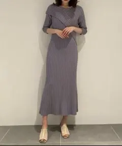 SNIDEL アシンメトリーニットワンピース グレーベージュ　秋服