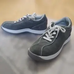 Item thumbnail for item a69e5e21-4fe3-4d6a-9811-64e6de47a88d