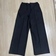 ブラック ワイドパンツ