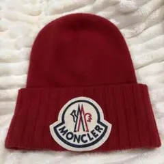 モンクレール☺︎︎︎︎ニット帽☺︎︎︎︎赤☺︎︎︎︎ビックロゴ