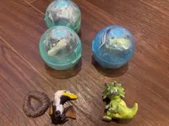 恐竜フィギュアセット カプセル付き