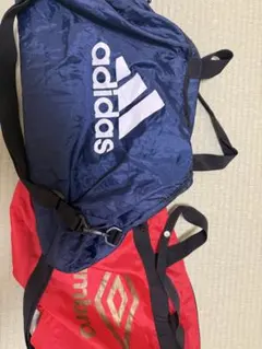 adidas ネイビー ボストンバッグ & umbro レッド ボストンバッグのサムネイル