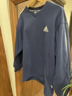 adidas ネイビー Vネック トレーナーのサムネイル