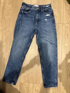 ZARA マムフィット ダメージ加工 デニムパンツ EUR36のサムネイル