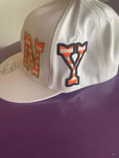 ストライプNYロゴキャップ
