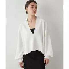 Whim Gazette　ウィムガゼット　スウェットVネックプルオーバー　白