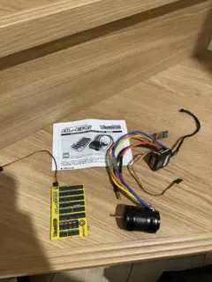 ヨコモ　BL-EP6 ESC プログラマー、モーター付きのサムネイル