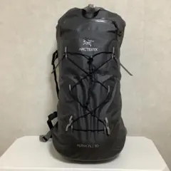 Item thumbnail for item a6b6c3fa-e01d-4978-8be1-7e4920a3ad38