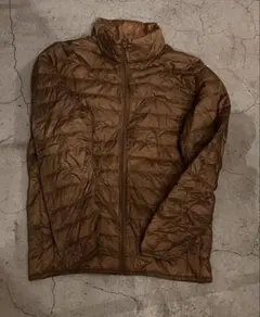 ユニクロ　ウルトラライトダウン サイズM