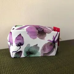 新品　コスメポーチ