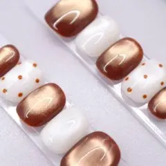 917ネイルチップSサイズ 韓国シンプル ドット ミニマル マグネット　ブラウン