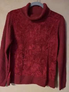 タートルネックセーター　レッド