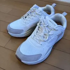 SKECHERS ホワイト スニーカー