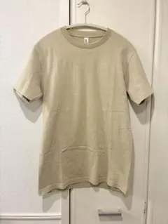 未使用　アルスタイル　ベージュ　Tシャツ　Sサイズのサムネイル