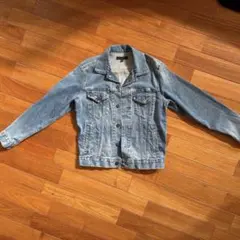 ⭐︎再値下げ！⭐︎ユニクロ ライトブルー ダメージデニムジャケット