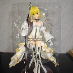 セイバー/ネロ・クラウディウス(ヴィナスのシルク) [特典付き] - メルカリ