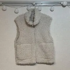 GU ベスト ボアベスト もこもこ ファーベスト アイボリー