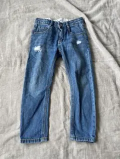 ZARA ダメージ　デニム　おしゃれ　人気　ウォッシュ加工